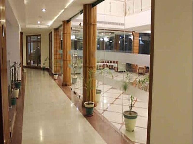 Hotel Padmini Palace Rāni Pokhri Exteriör bild
