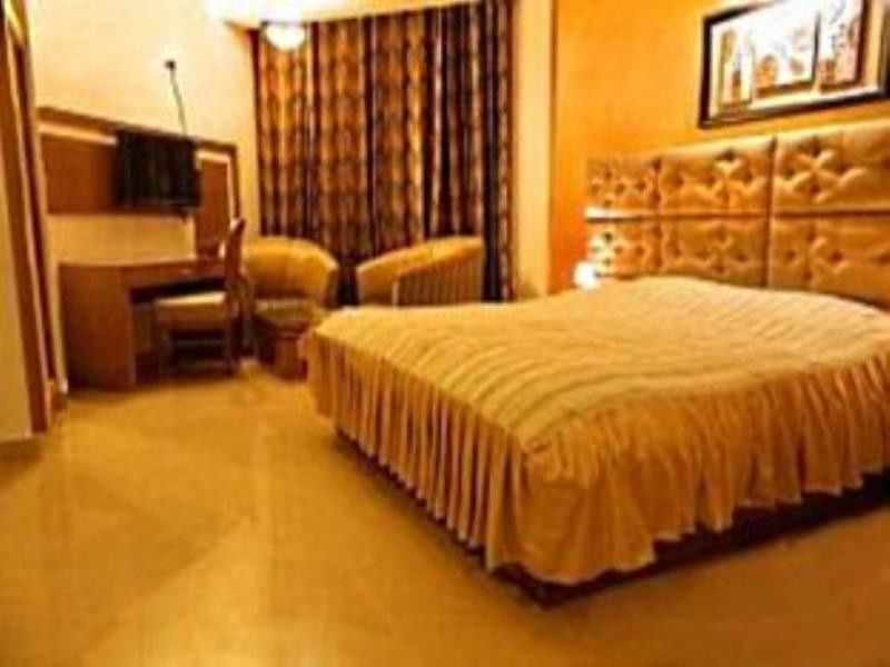 Hotel Padmini Palace Rāni Pokhri Exteriör bild